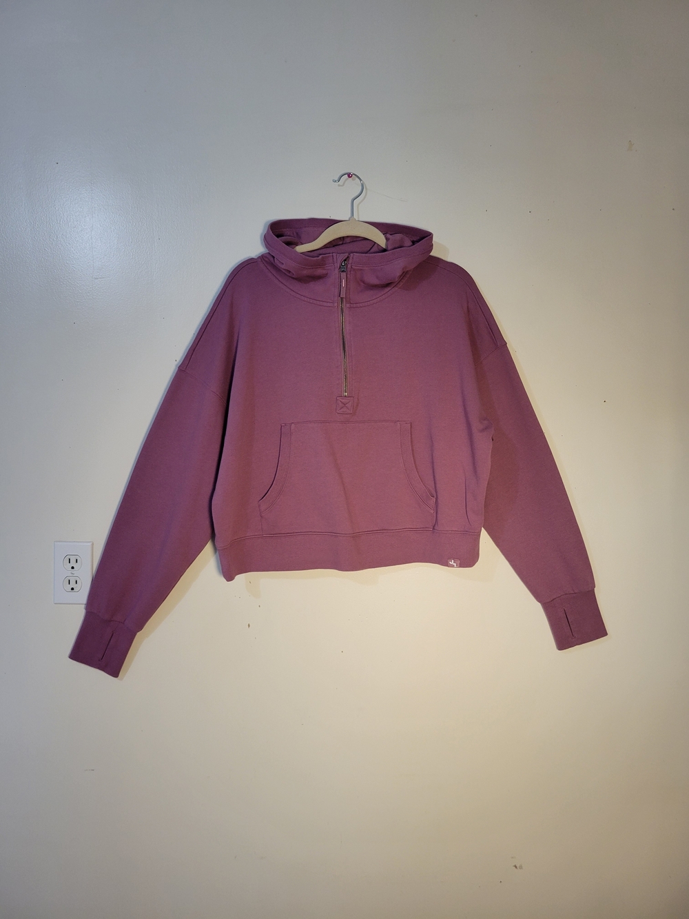 JoyLab (Women's M) Half-Zip Loose Fit Cropped Kangaroo Pocket Hoodie Thumb holes